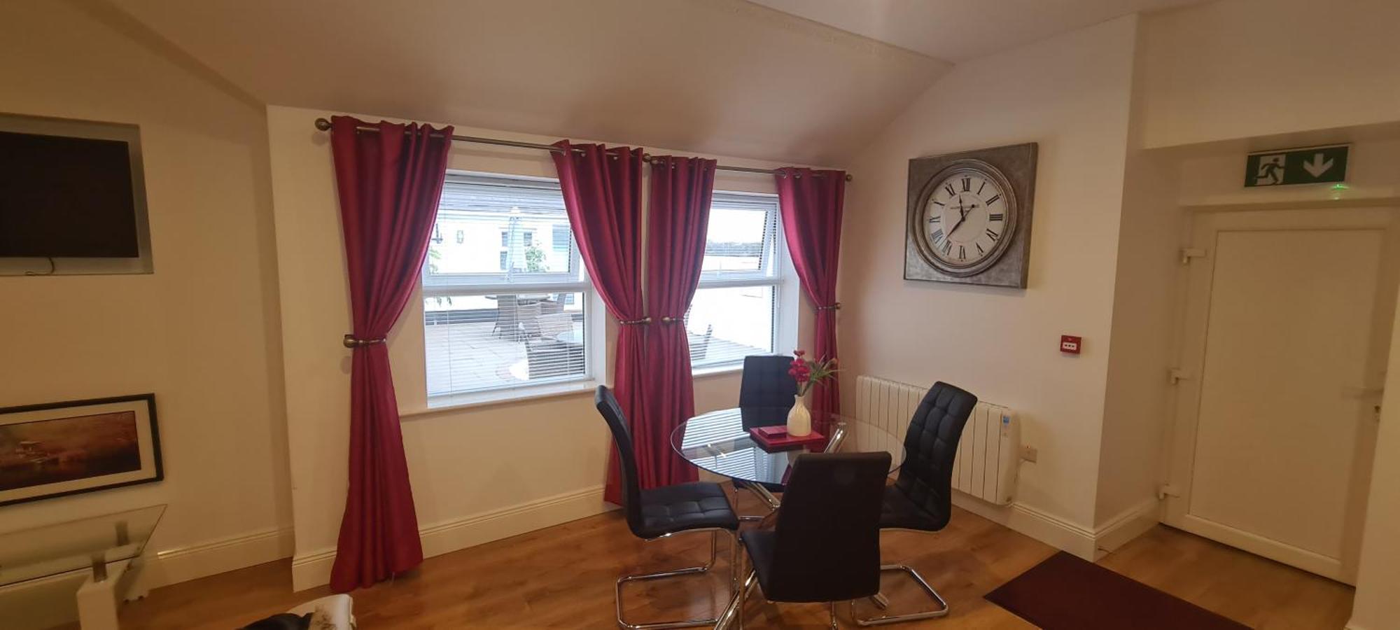 Apartment Dunderry Self Catering Family *